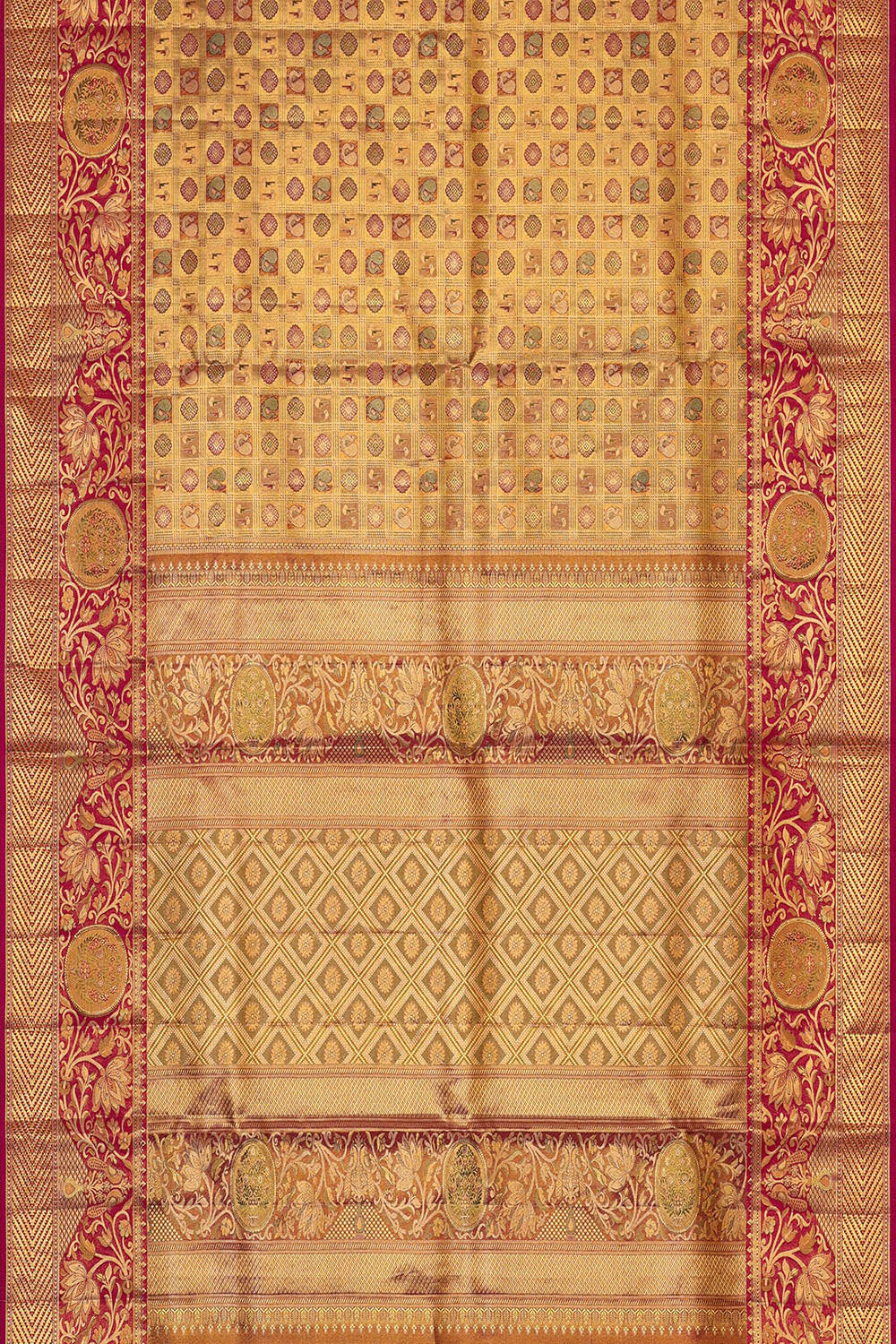 Kanchipattu Gold Tissue Brocade Saree