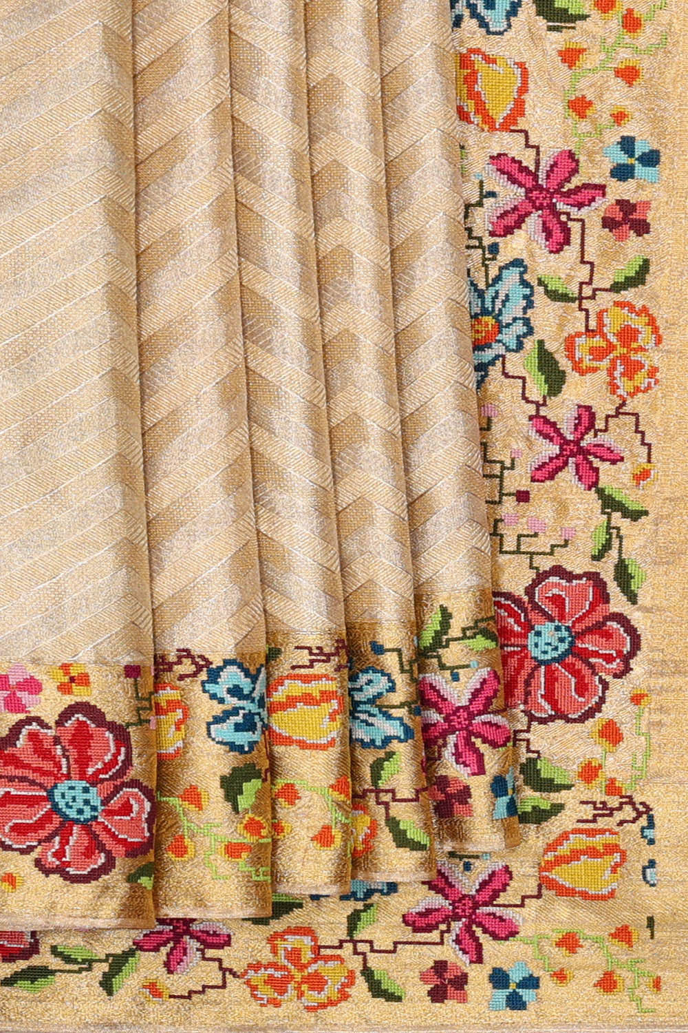 Kanchipattu Gold Tissue Brocade Saree