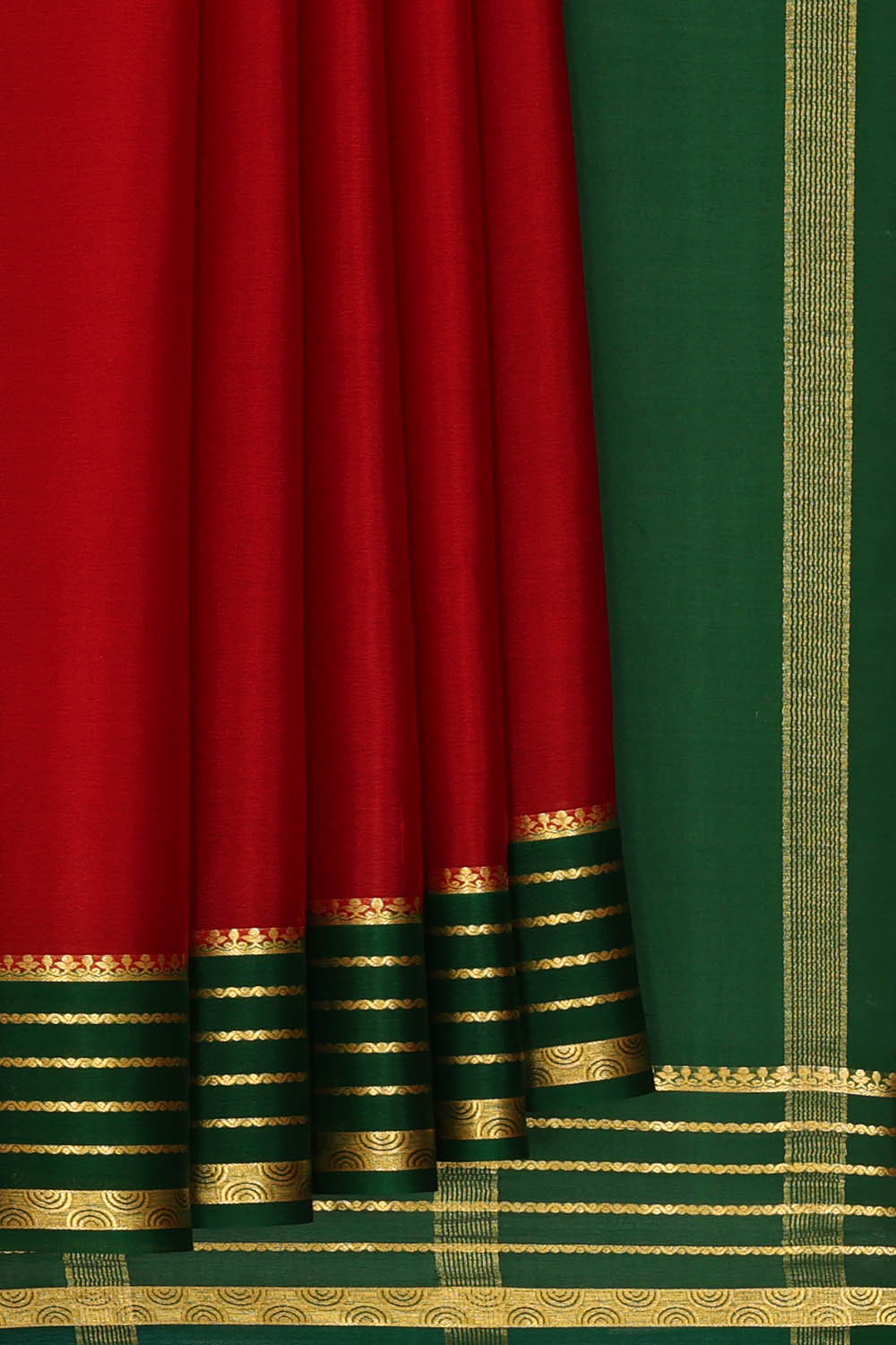Image of Binny Crepe Red Saree