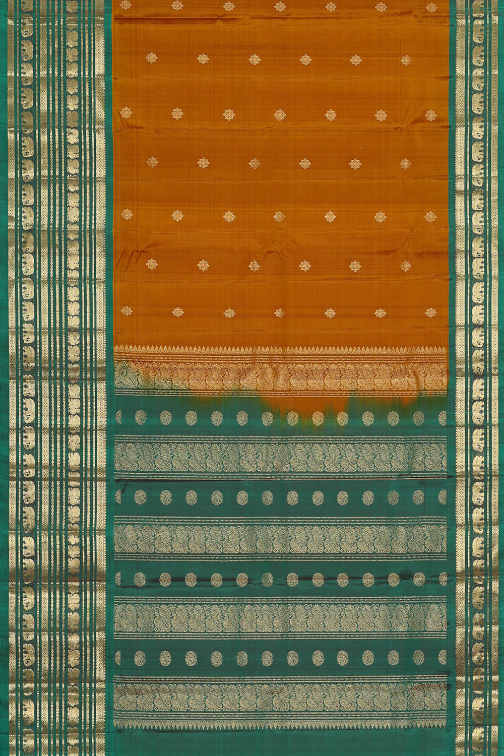 Image of Kanchipattu Silk Orange Saree