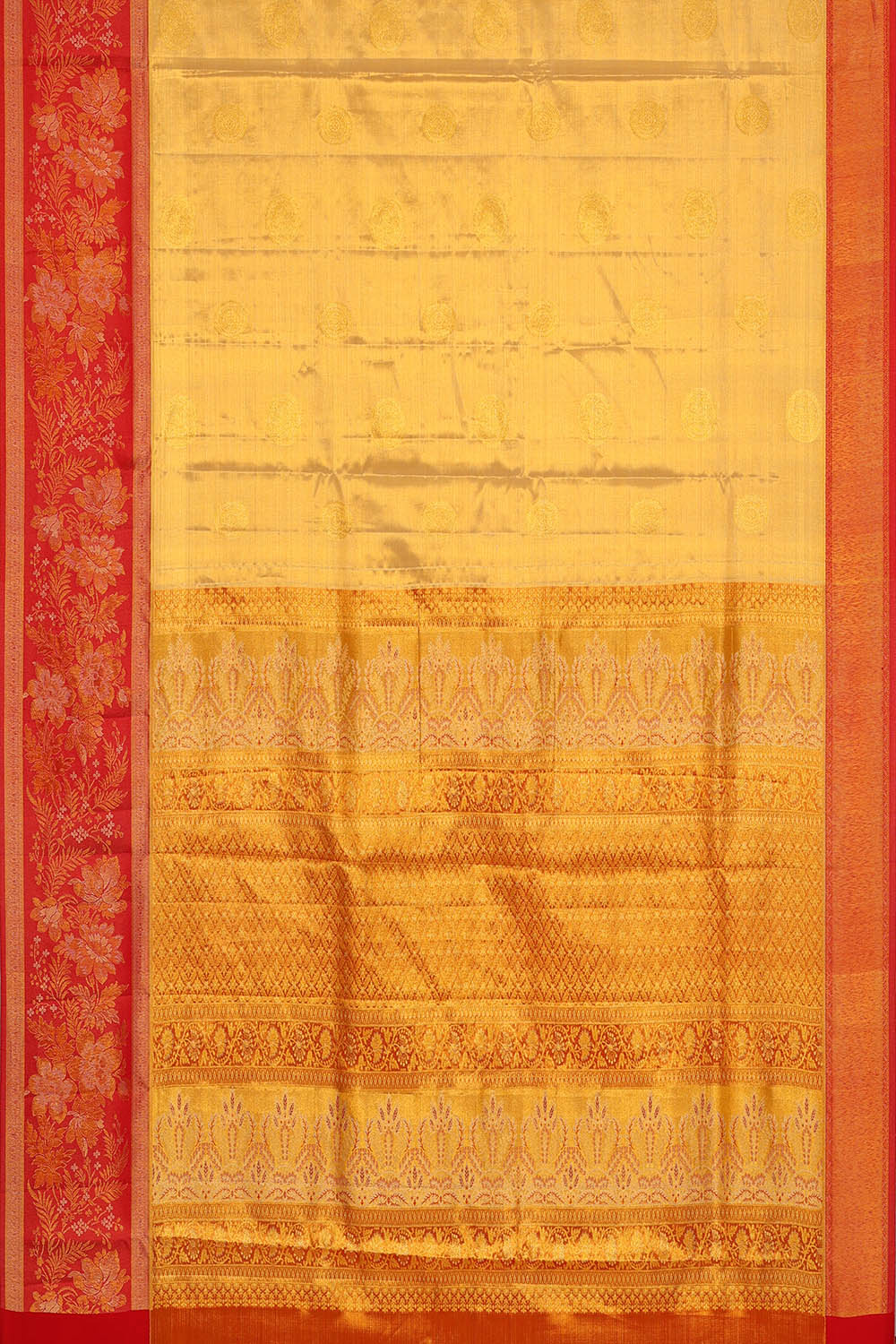 Image of Kanchipattu Silk Golden Saree