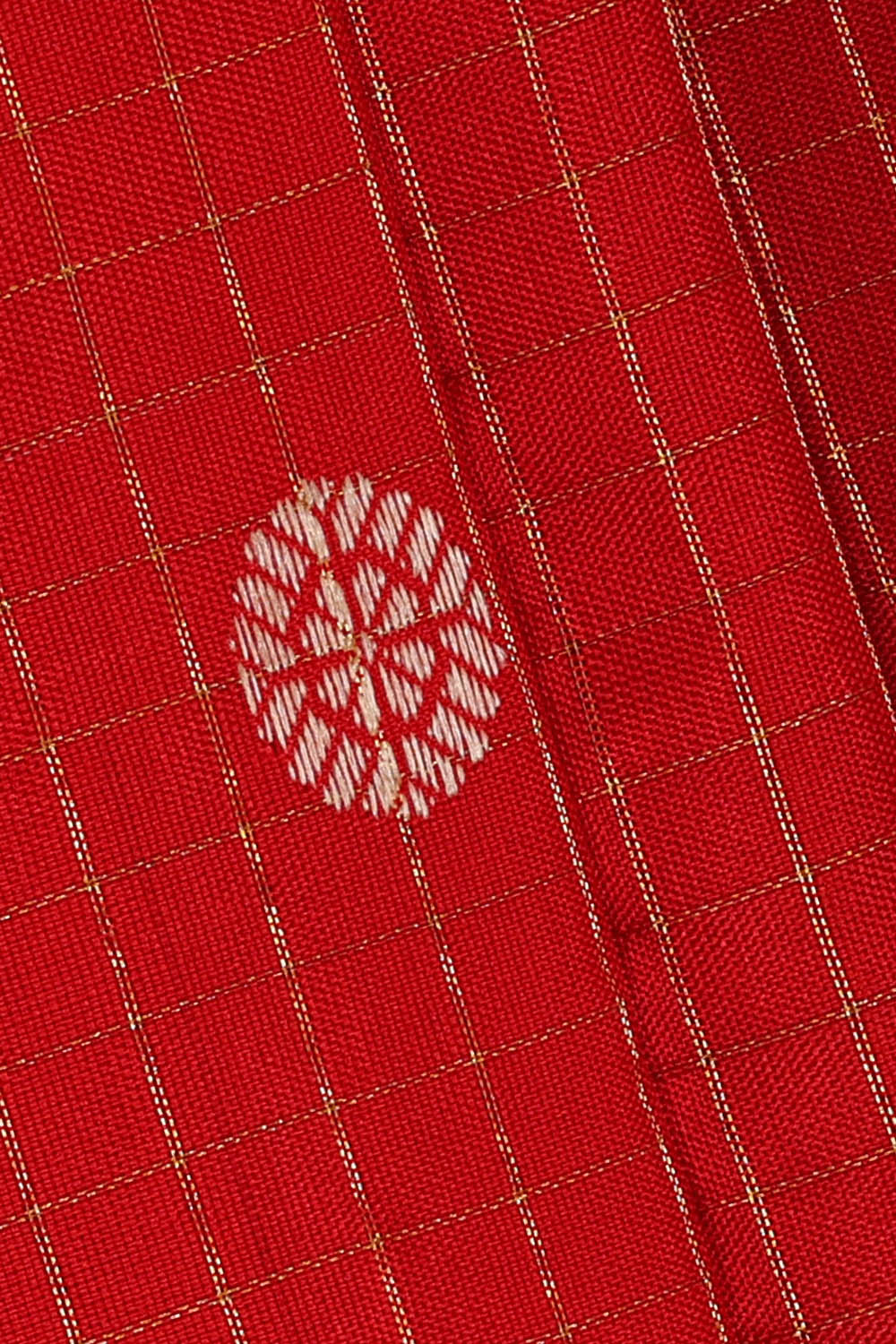 Image of Gadwal Silk Red Saree