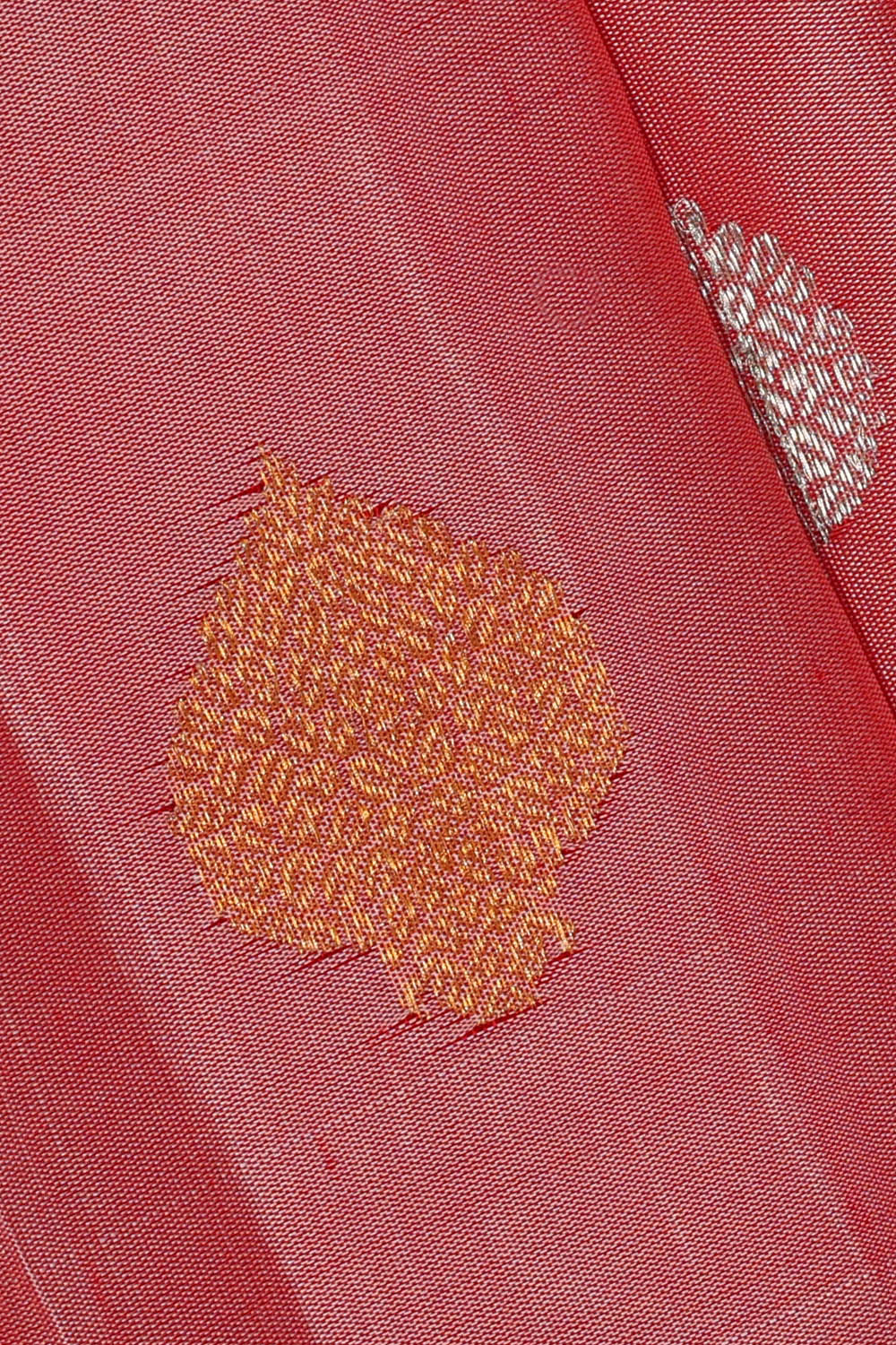Image of Onion-Pink Gadwal Silk Saree