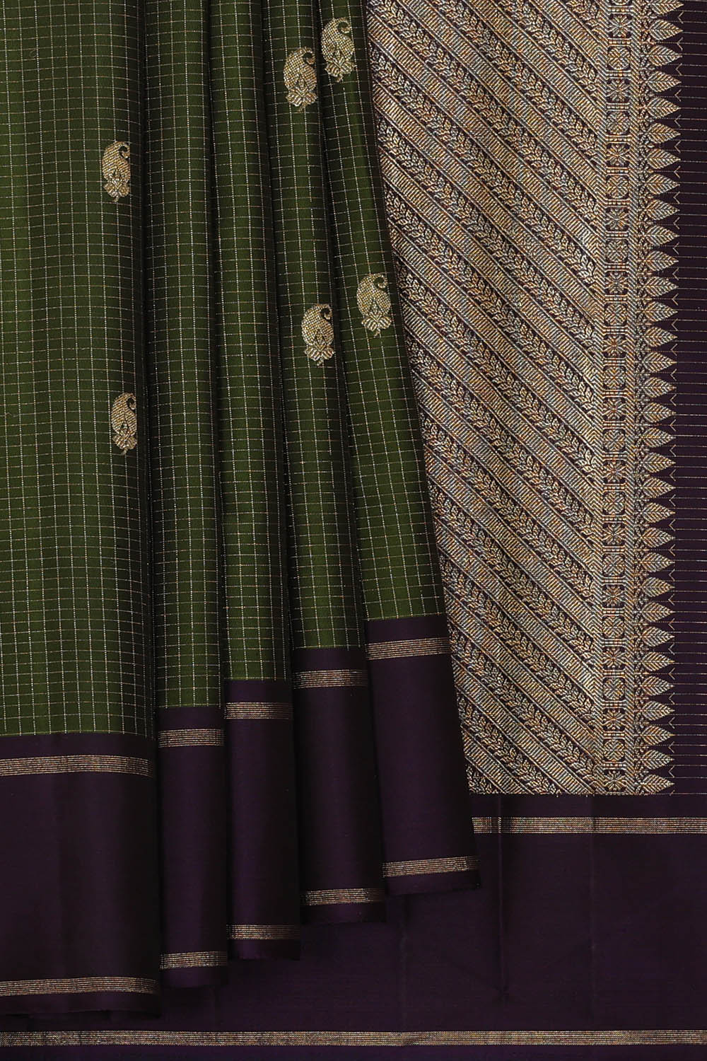 Image of Arani Silk Dark Green Saree