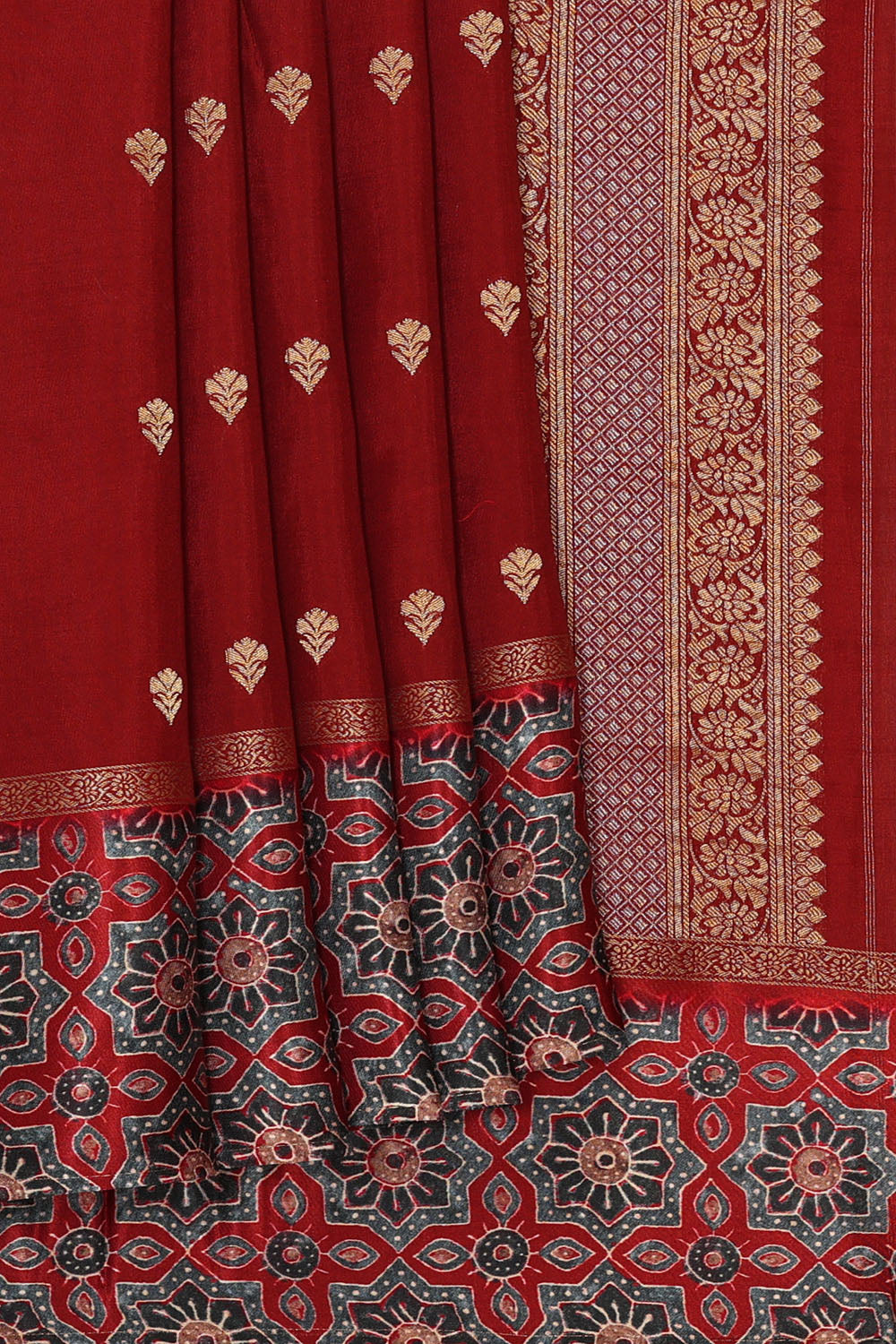 Image of Maroon Print Silk Saree
