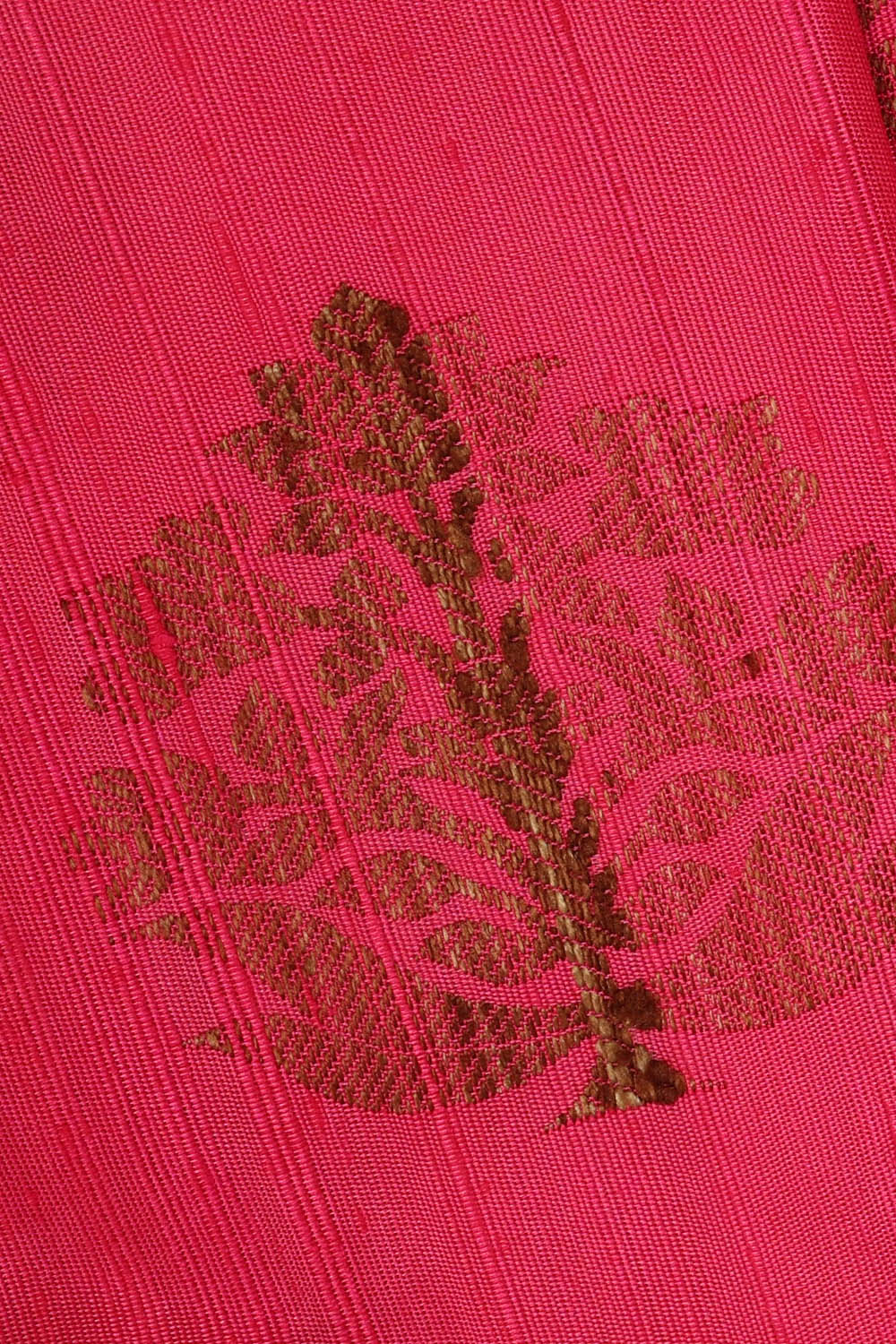 Image of Pink Gadwal Silk Saree
