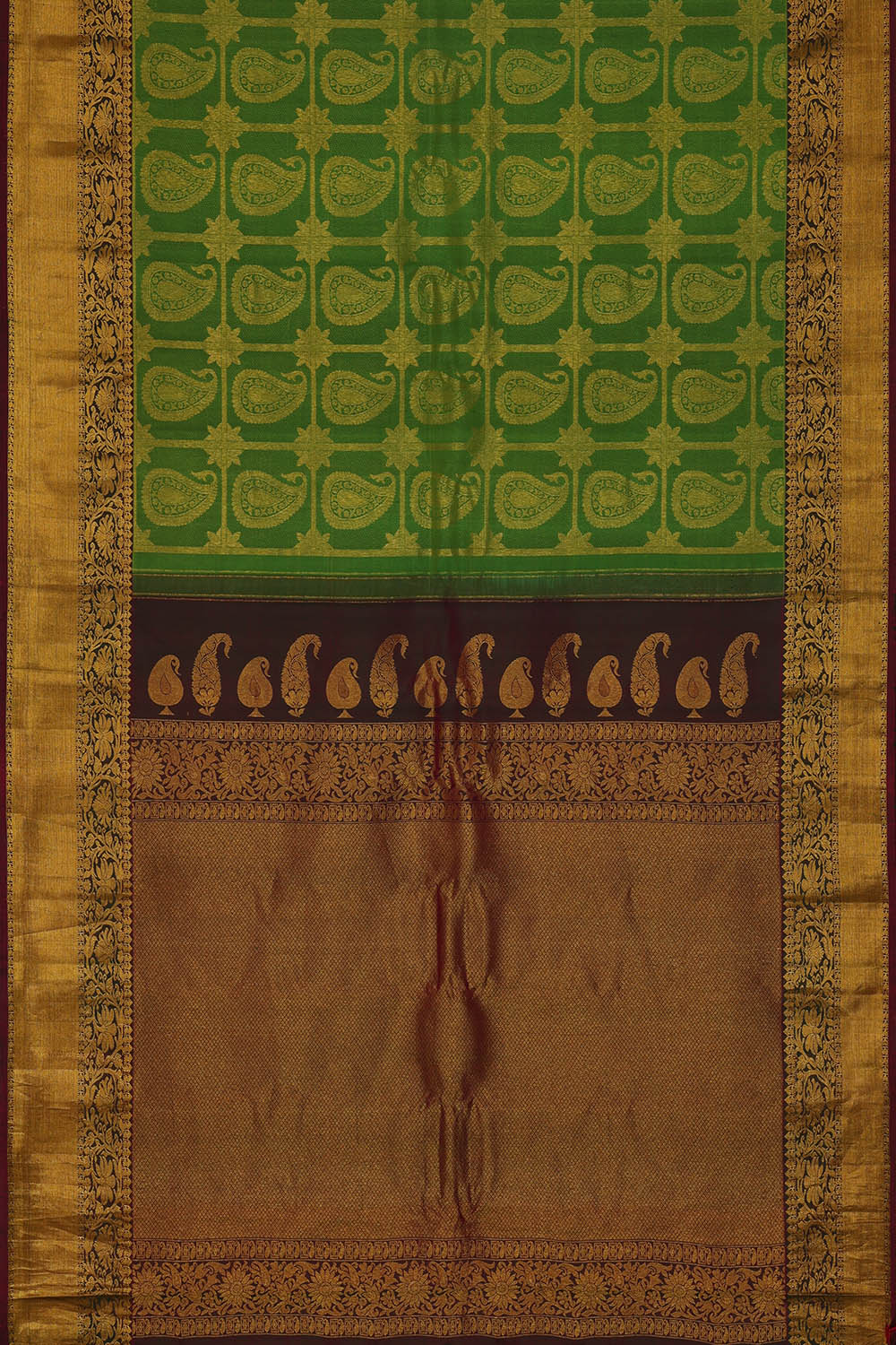 Image of Green Gadwal Silk Saree