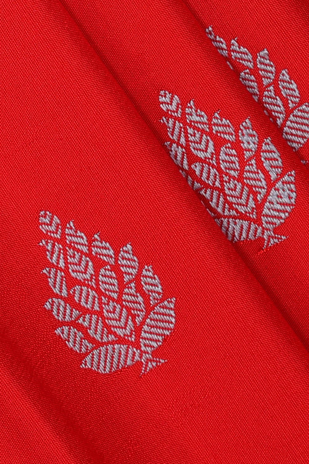 Image of Coral-Red Gadwal Silk Saree