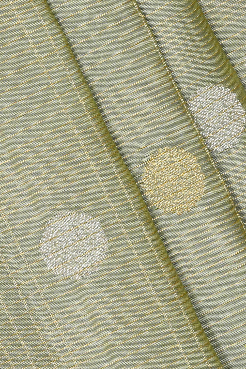 Image of Grey Gadwal Silk Kattam Pattern Saree