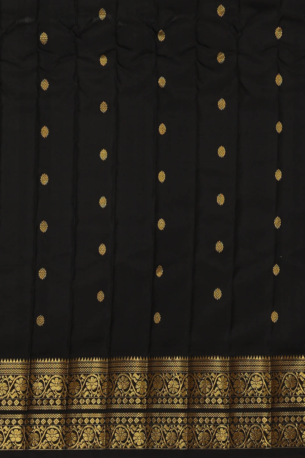 Image of Beige Gadwal Silk Kattam Saree