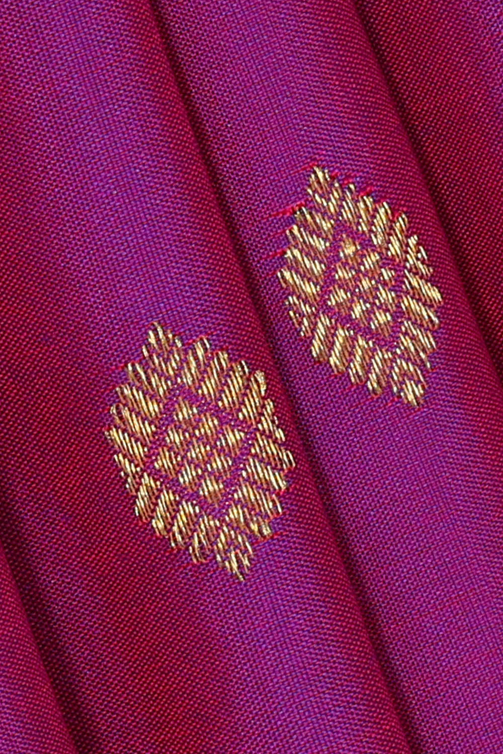 Image of Purple Gadwal Silk Saree