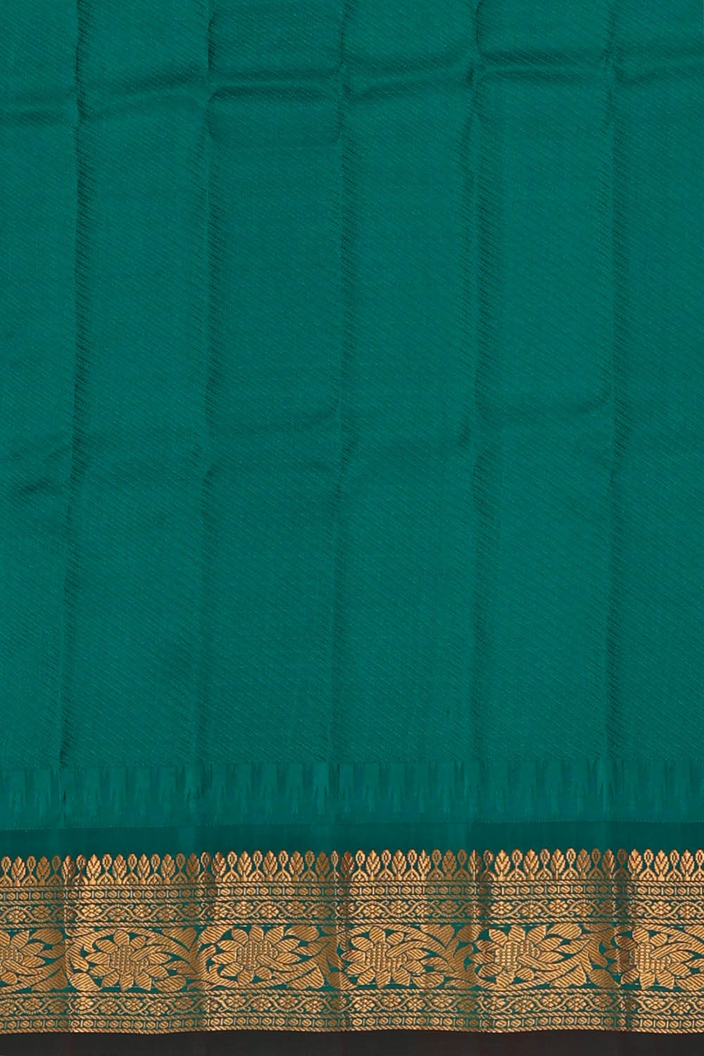 Image of Peach Gadwal Silk Kattam Saree