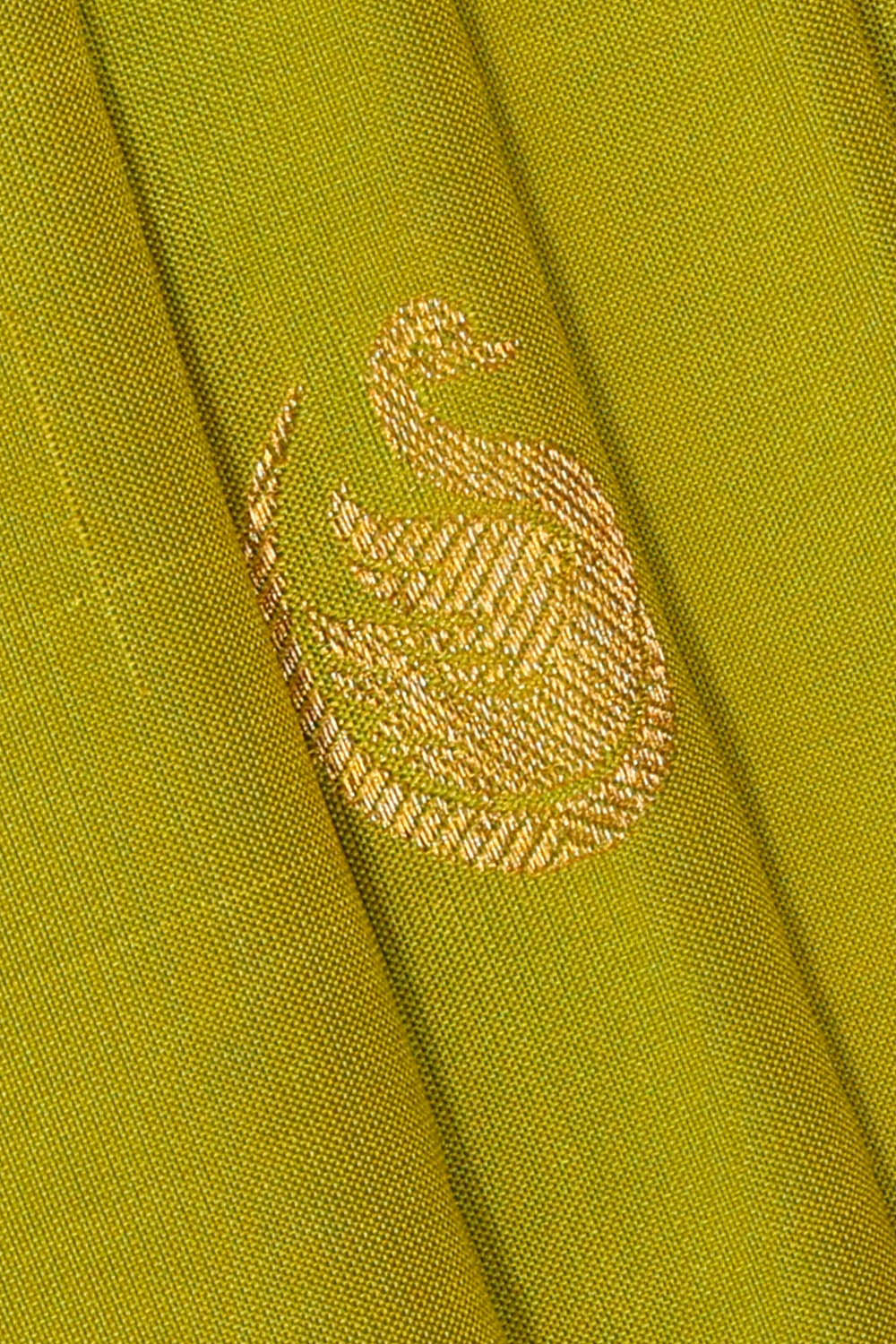 Image of Spring-Green Gadwal Silk Saree