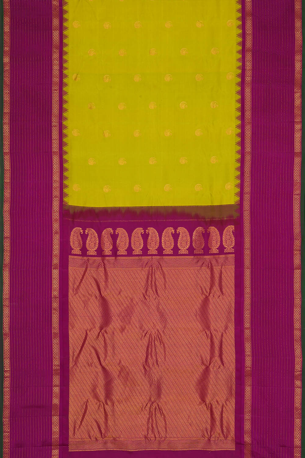 Image of Spring-Green Gadwal Silk Saree
