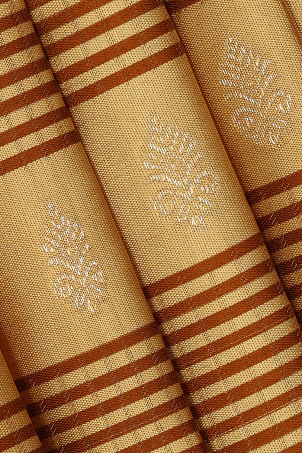 Image of Cream-Gold Arani Silk Saree
