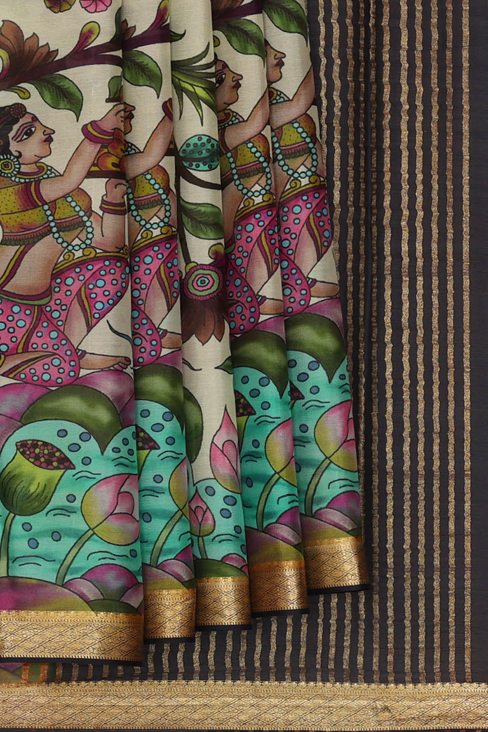 Image of Off-White Crepe Silk Saree