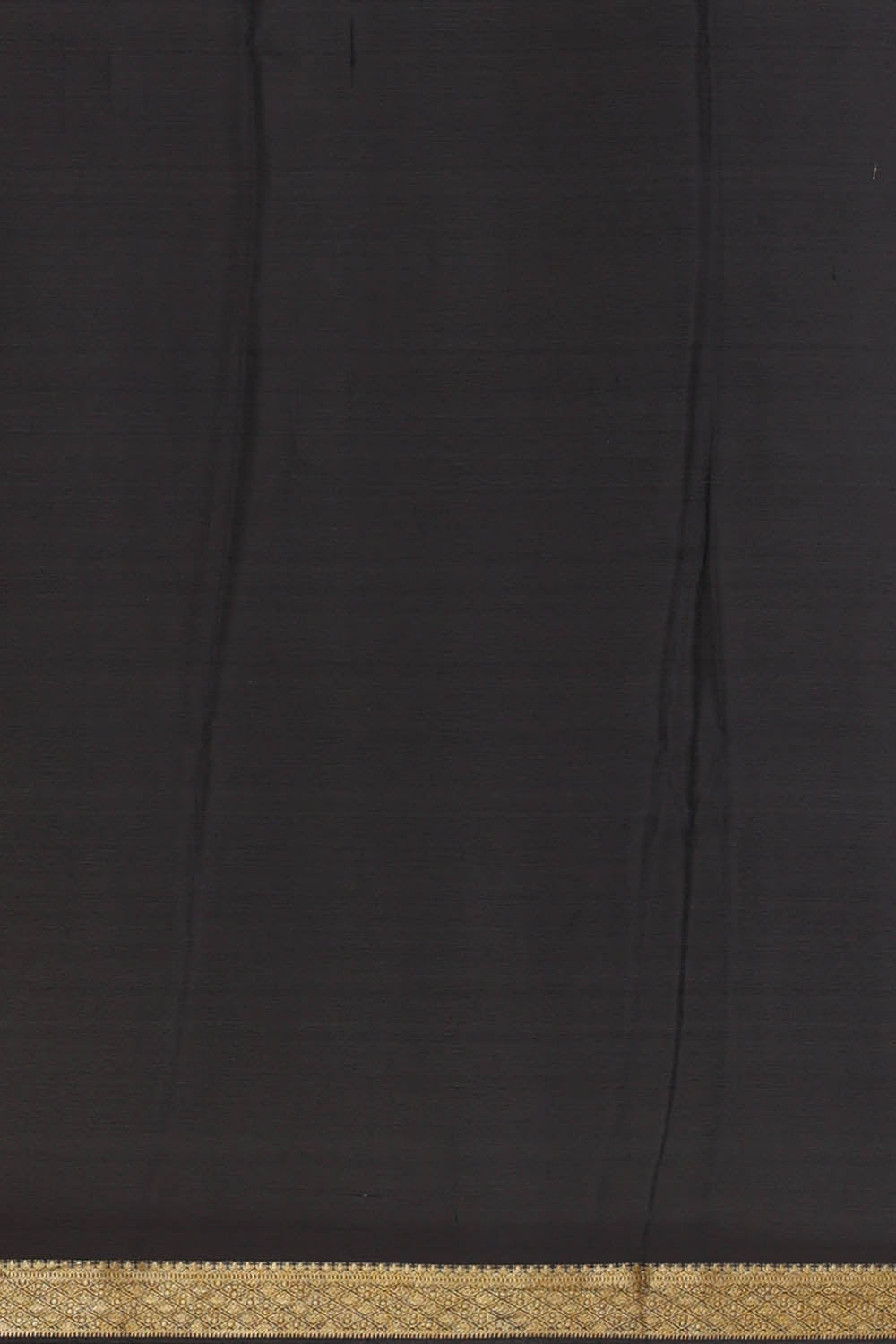 Image of Off-White Crepe Silk Saree