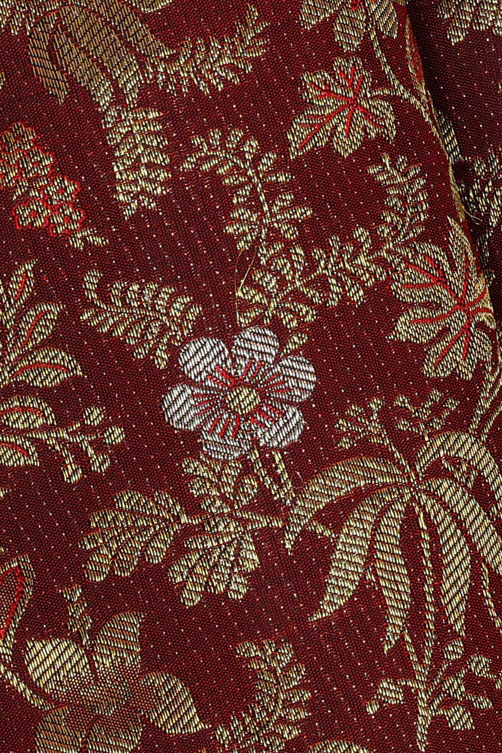 Image of Kanchipattu Maroon saree
