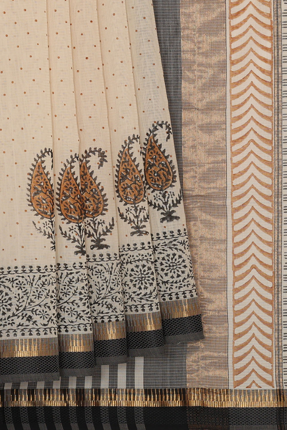 Image of Off-White Silk Cotton Saree