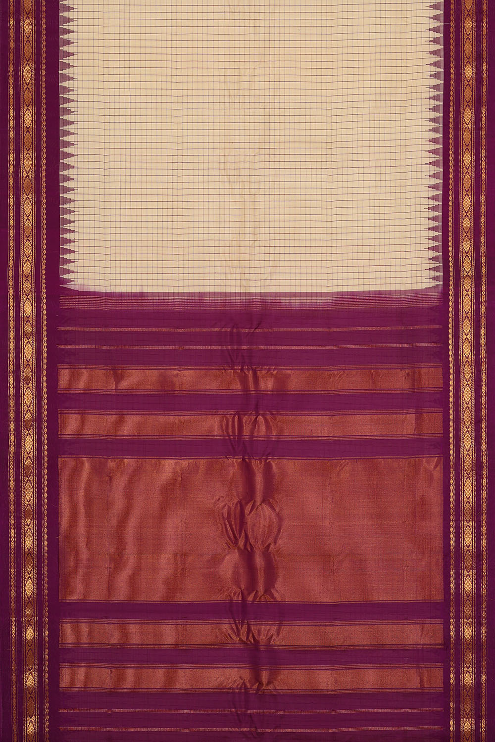 Image of Off-White Gadwal Silk Kattam Saree