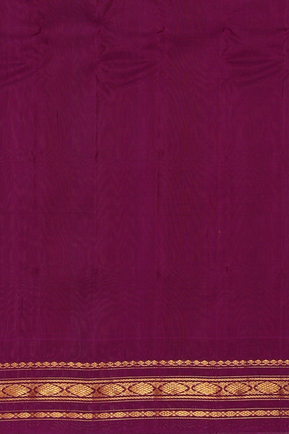 Image of Off-White Gadwal Silk Kattam Saree
