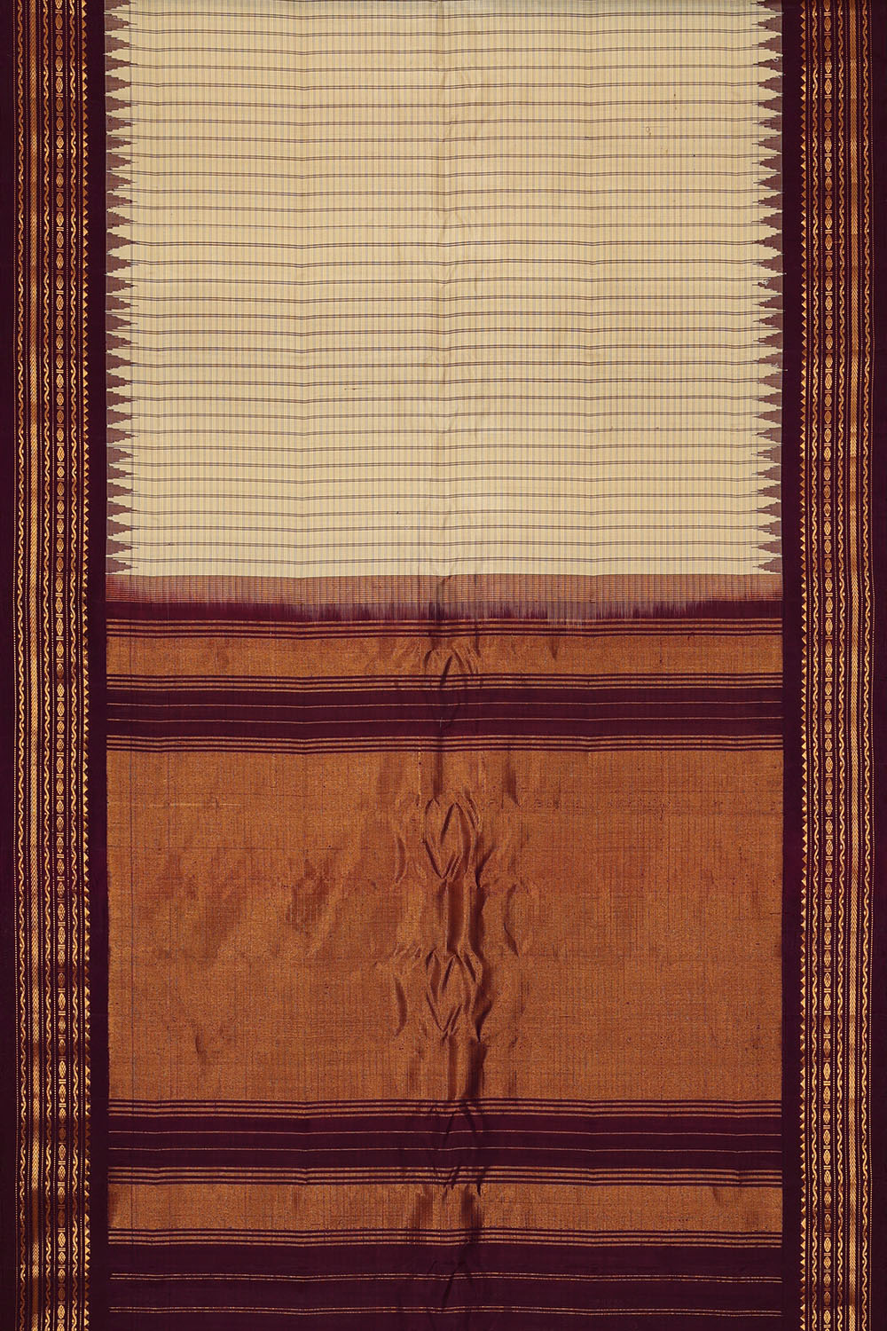 Image of Cream Gadwal Silk Kattam Saree