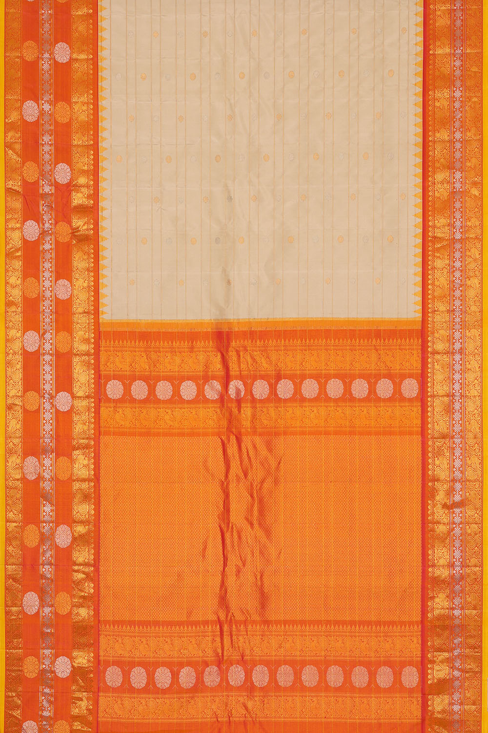 Image of Cream Gadwal Silk Kattam Saree