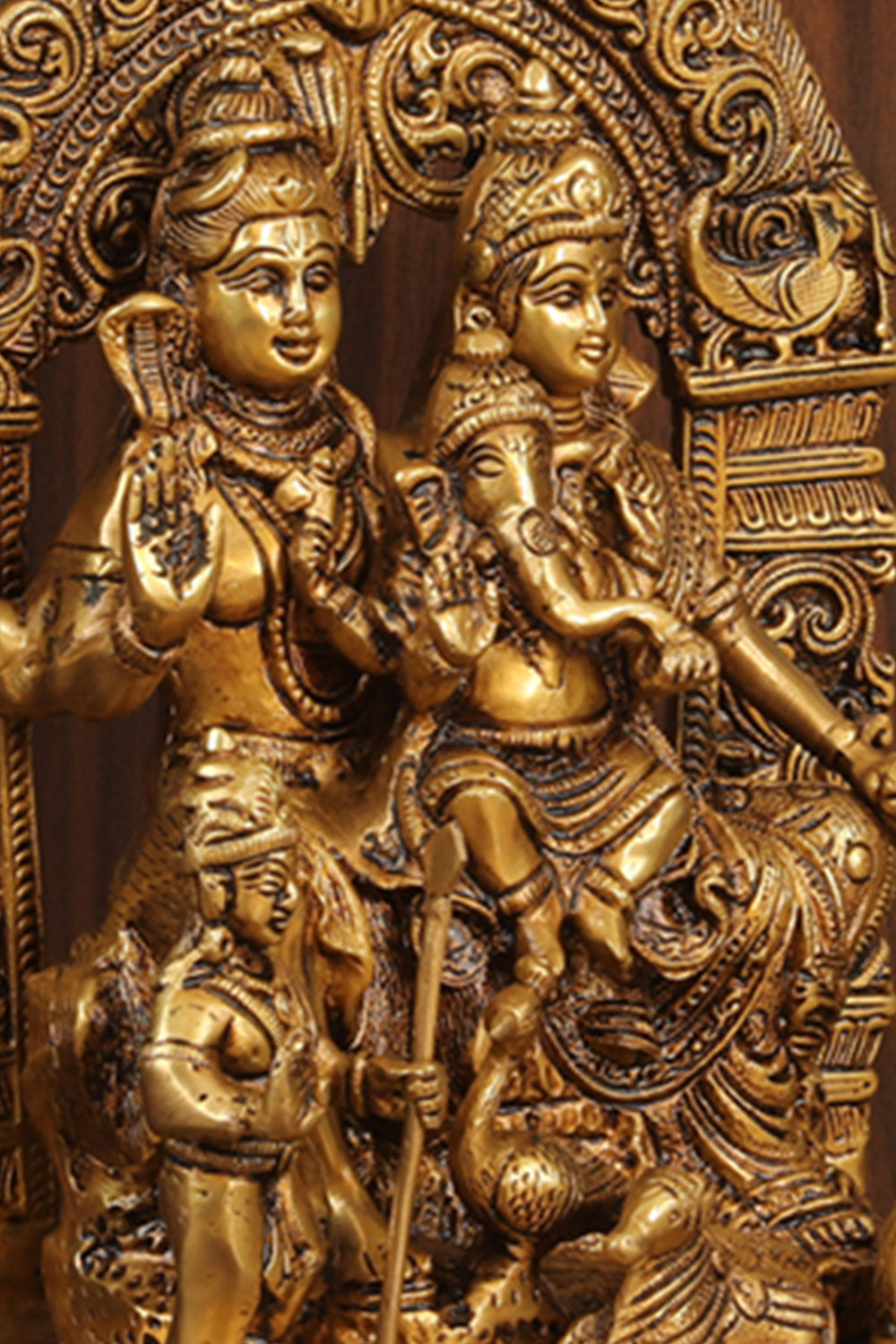 Brass Shiva Family Idol