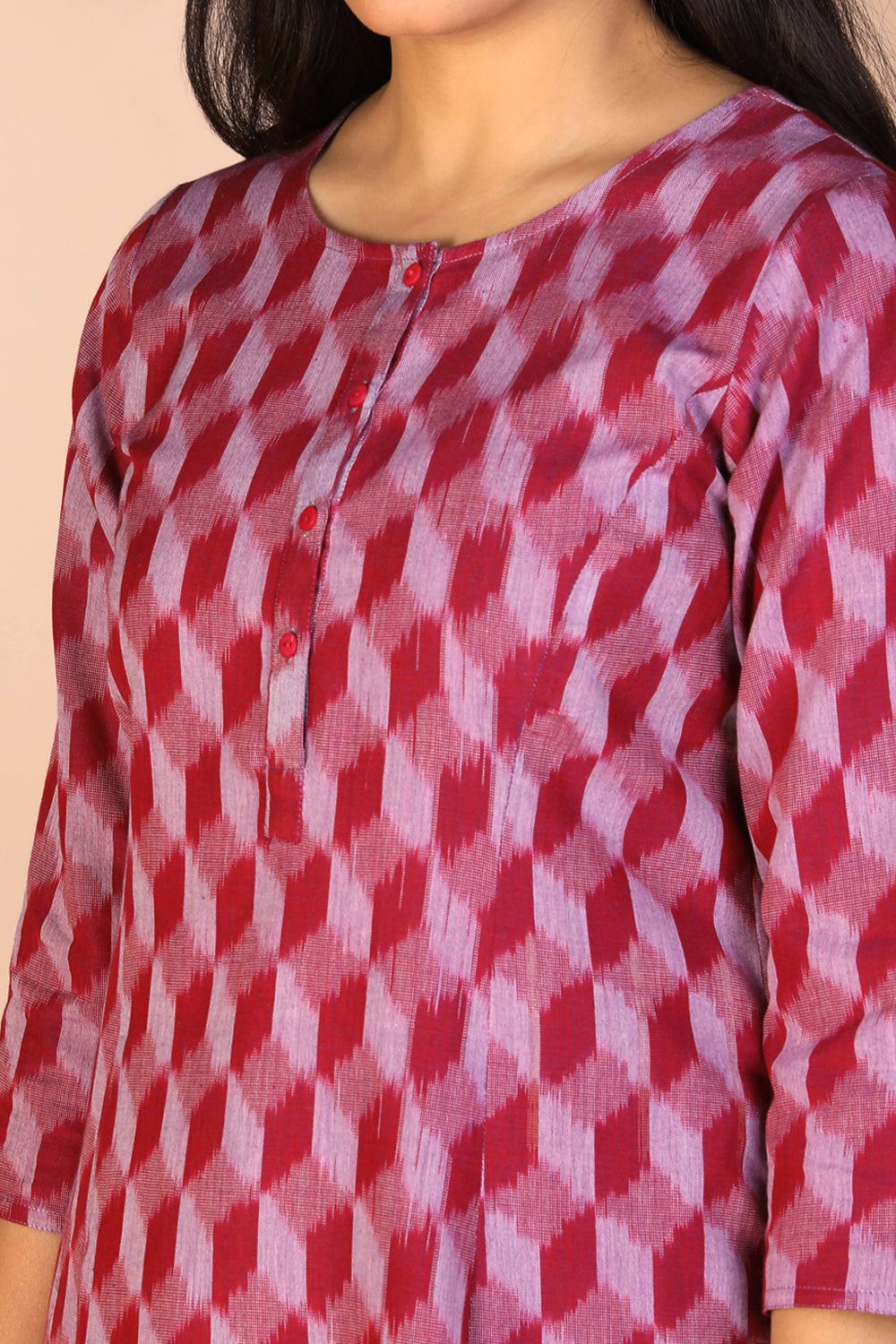 Image of Handwoven cotton Pochampally Ikat kurta