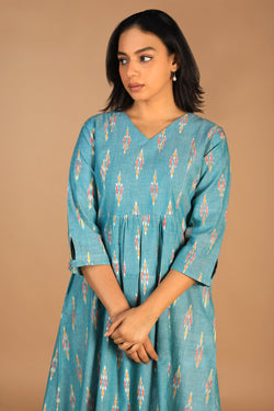 Image of Handwoven cotton Pochampally Ikat kurti