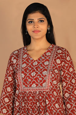 Image of Embroidered cotton Bagh block printed  kurti