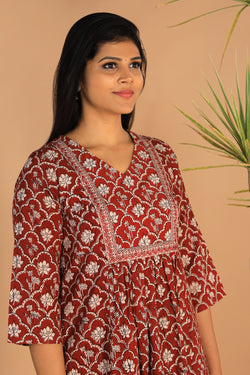 Image of Embroidered cotton Bagh block printed  kurti