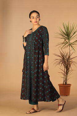 Image of Paneled cotton Bagh long Kurti