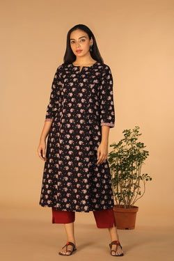 Collection of Cotton Bagh kurti. in a gallery layout