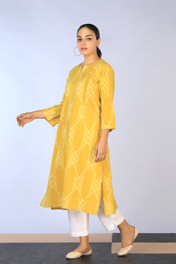 Image of Handwoven cotton Pochampally Ikat Kurti