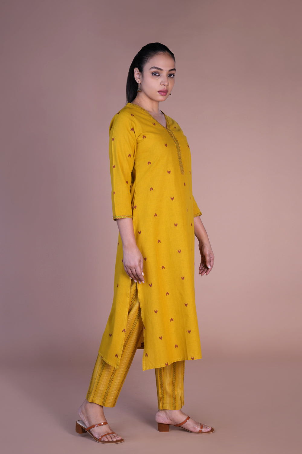 Mustard woven cotton Kurta and pants set.