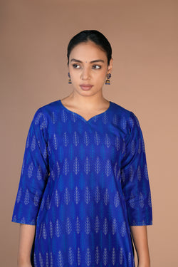 Image of Handwoven Silk Pochampally Ikat Kurti