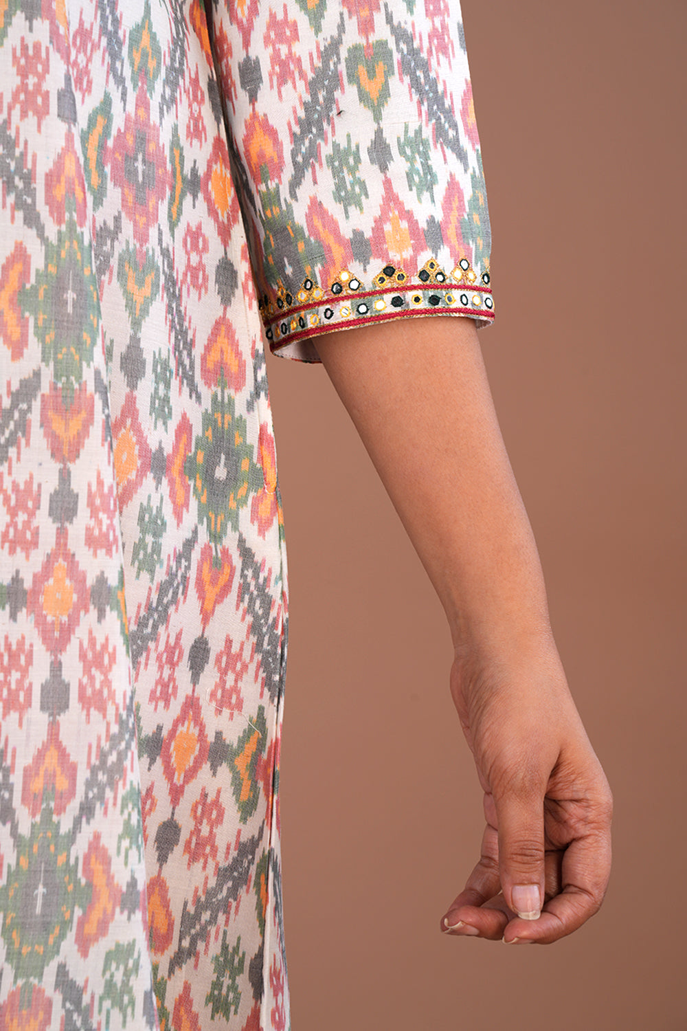 Ivory Embroidery Pochampally Silk Ikat Kurti