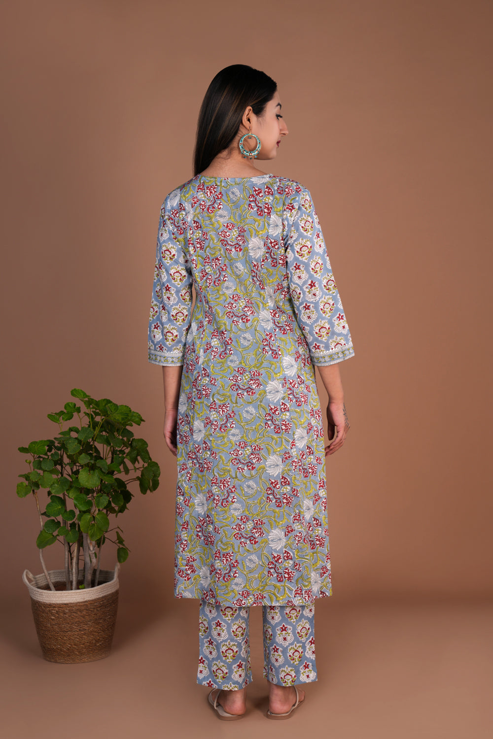 Grey floral block printed cotton kurta and pants set.