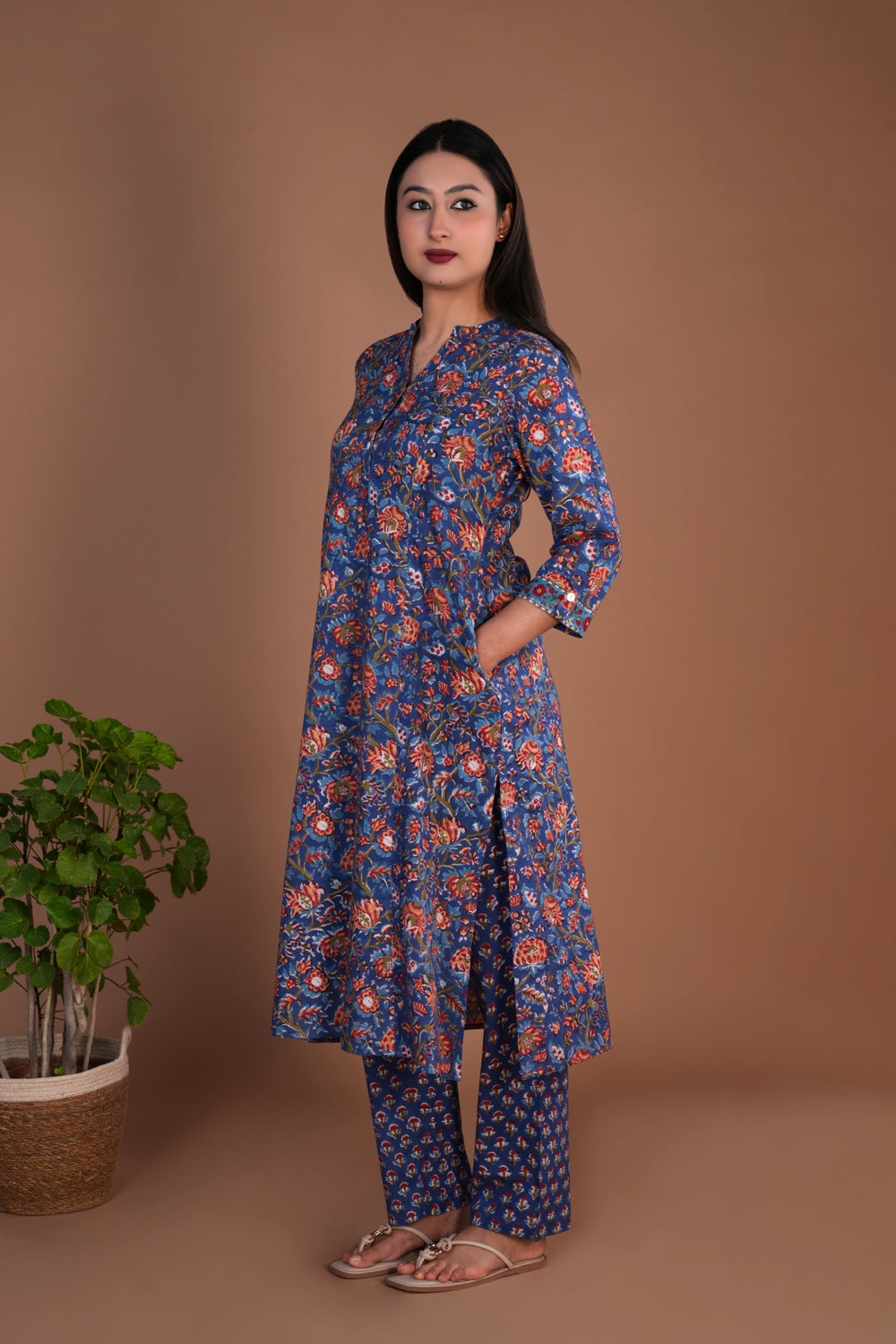Image of Navy blue floral hand block printed cotton kurta and pants set
