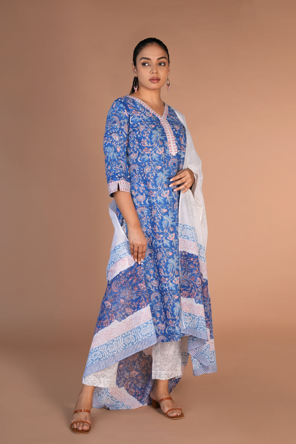 Image of Cotton blue handblock printed kurta , pants and dupatta set