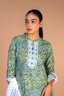 Image of Leaf green cotton handblock printed kurta , pants and dupatta set