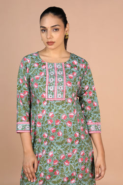 Image of Floral Sanganeri handblock printed cotton Kurti