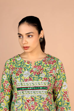 Image of Sanganeri Handblock printed floral cotton Kurti