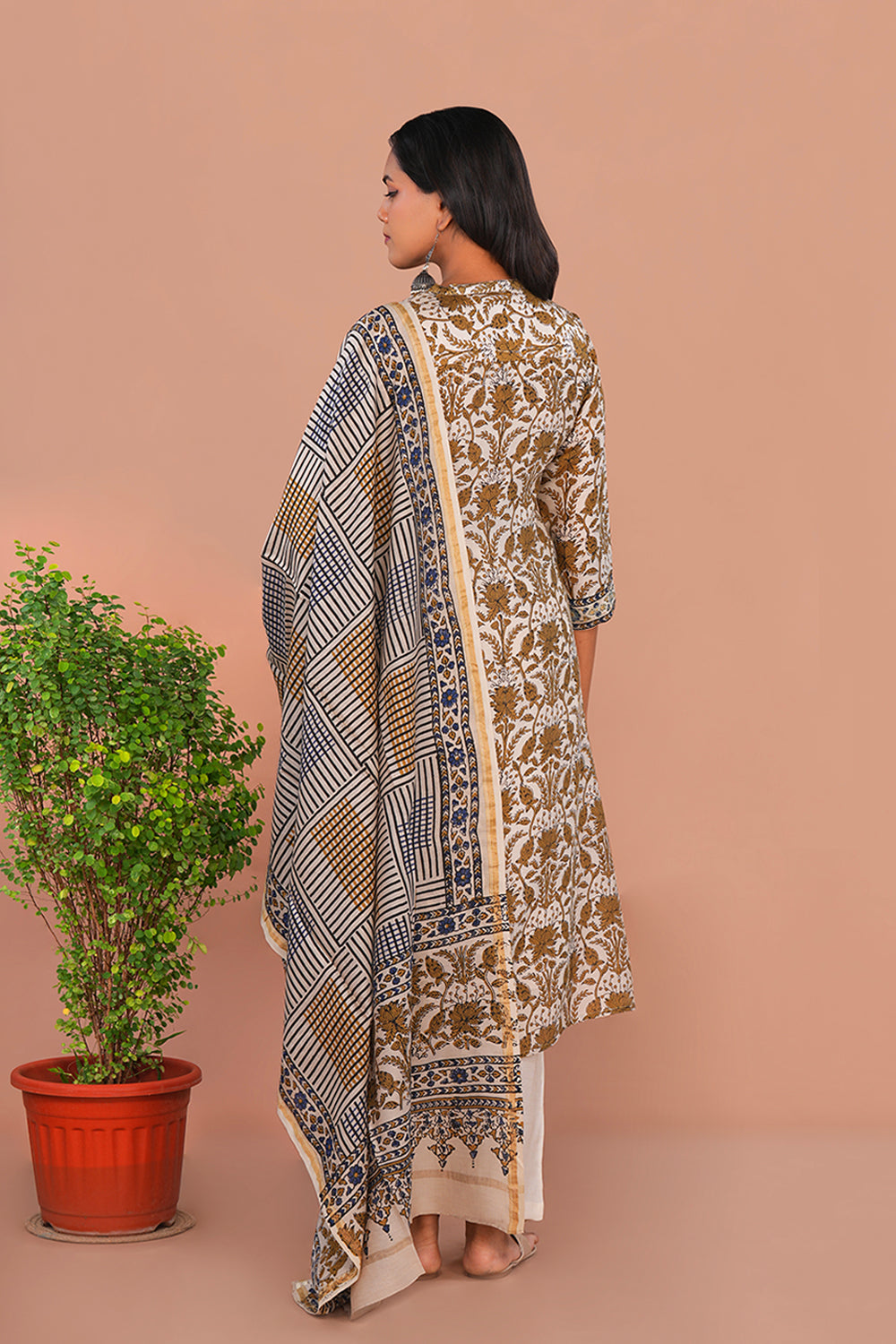 Image of Off White Ajrak Kurta set