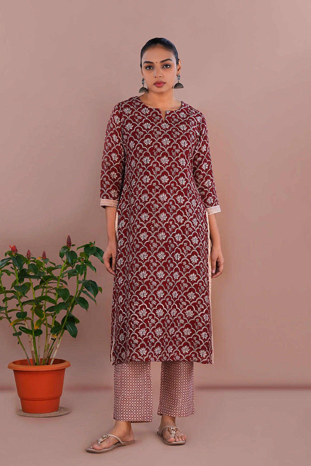 Image of Maroon Bagh Maheshwari Kurta set