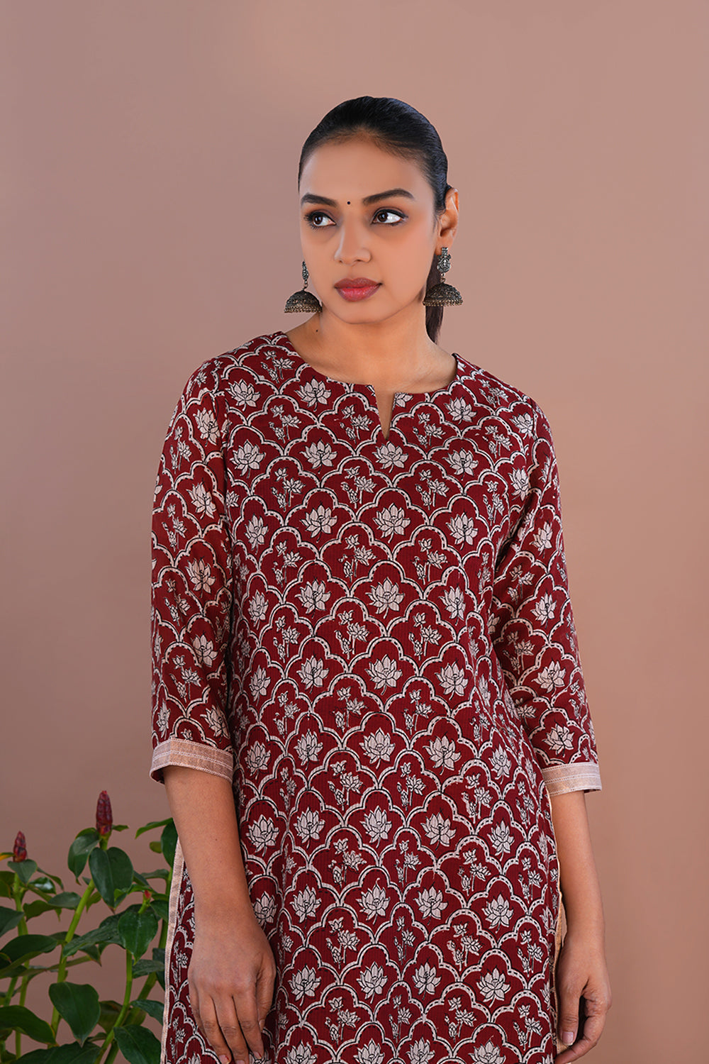 Image of Maroon Bagh Maheshwari Kurta set