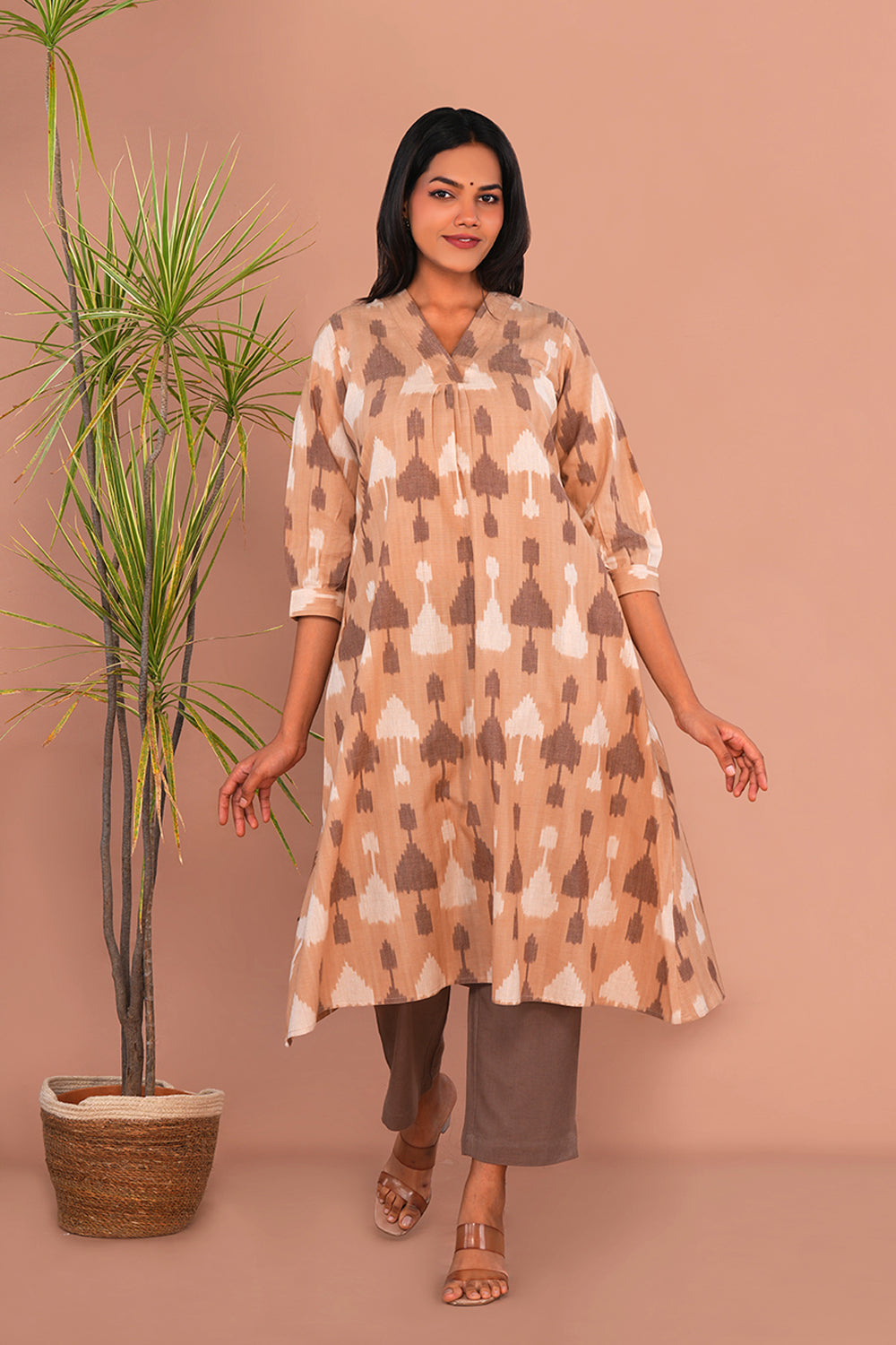 Image of Beige Cotton Pochampally Ikat Kurta