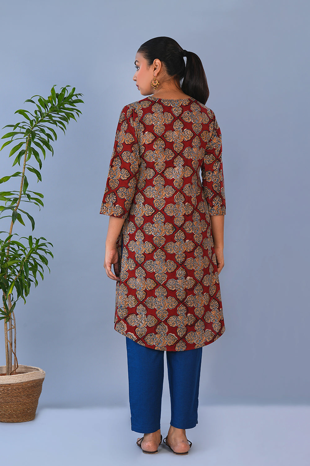 Image of Maroon Bird Kalamkari Cotton Kurta