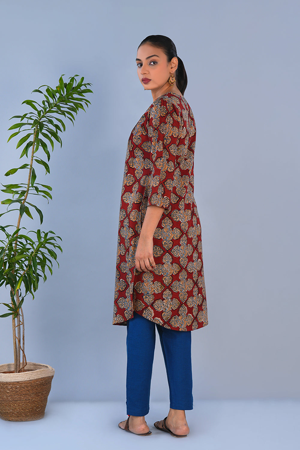 Image of Maroon Bird Kalamkari Cotton Kurta